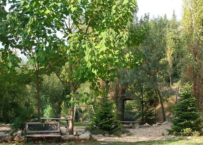 Alojamientos Rurales Navahondona